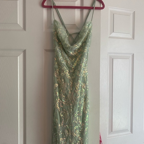 Windsor Iridescent Mint Green Sequin Bodycon Dress - Picture 1 of 9
